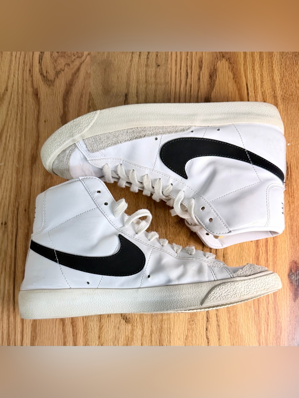 Nike Blazer Mid 77 Vintage - Size 7.5 Men’s, Women’s 9 (EU 40.5)